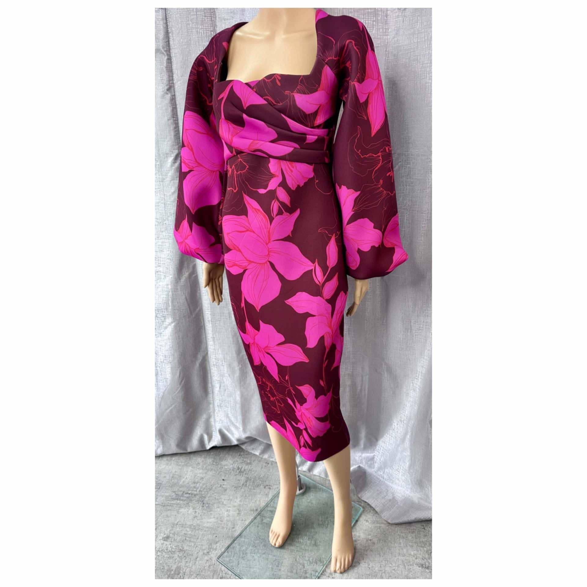 Over 400 dresses for hire in Auckland.  Sizes 6-26 for your special event dress