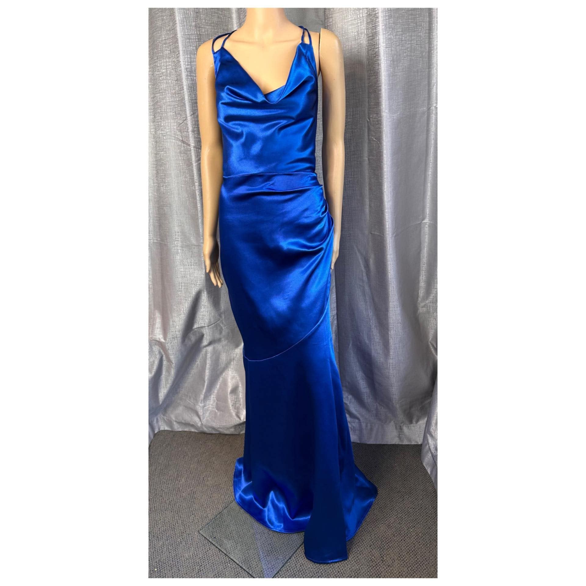 400 dresses for hire in sizes 6-26 in auckland nz