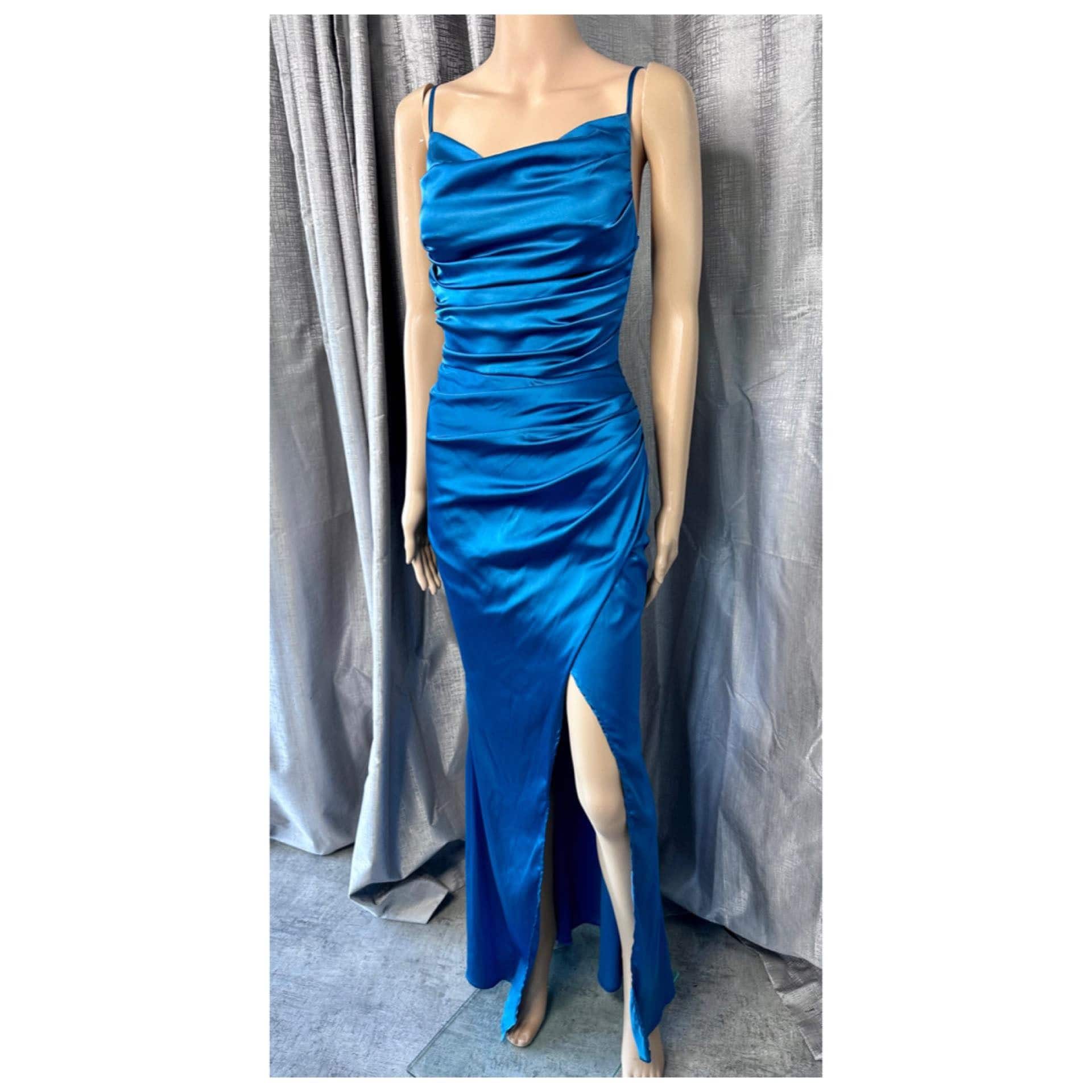 Designer dress hire auckland.  Dresses in sizes 6-26 available for rent in auckland new zealand