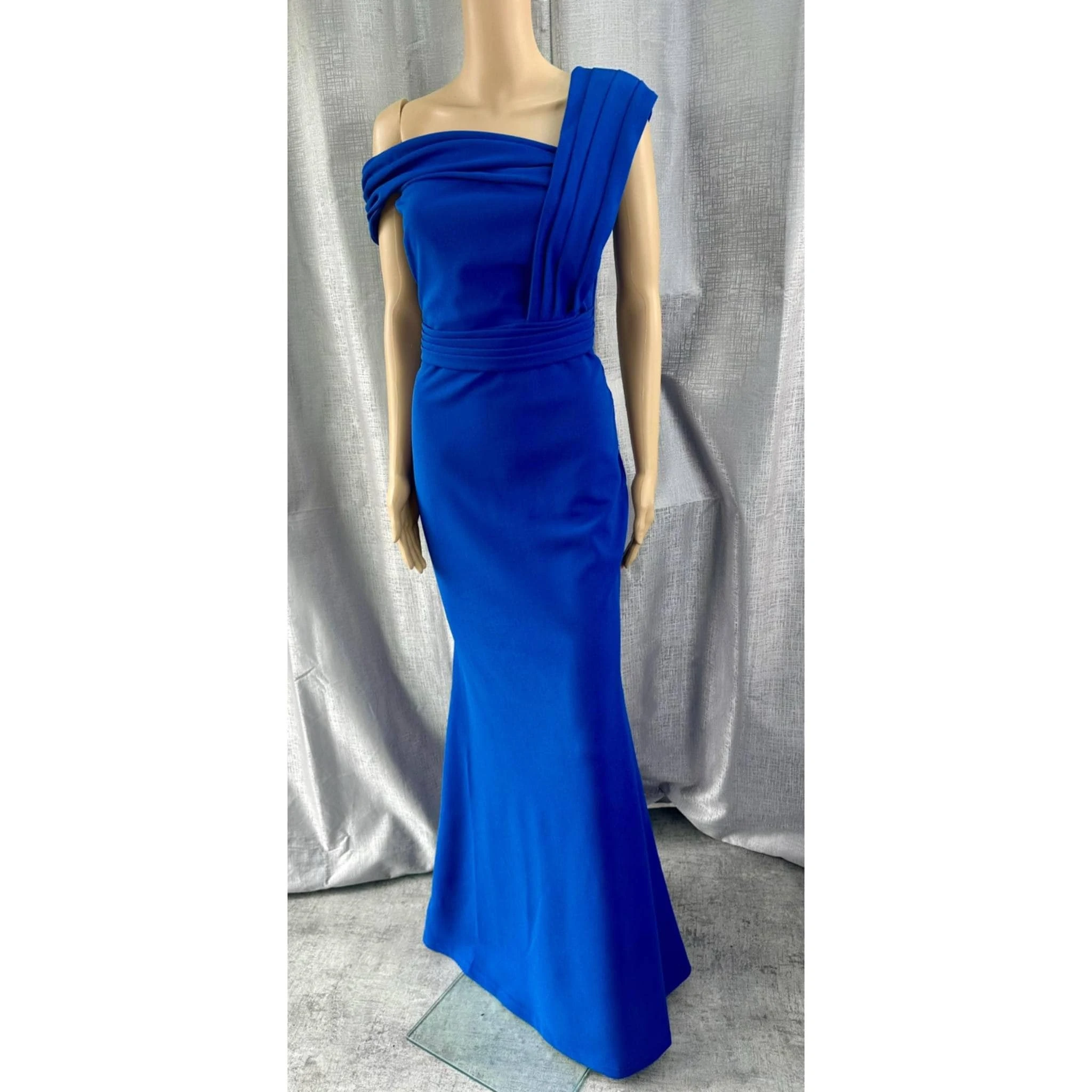 400 dresses for hire in sizes 6-26 in auckland nz