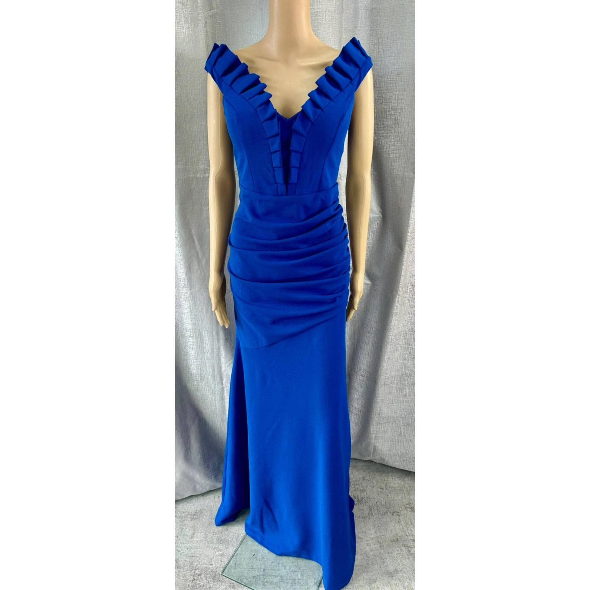 400 dresses for hire in sizes 6-26 in auckland nz