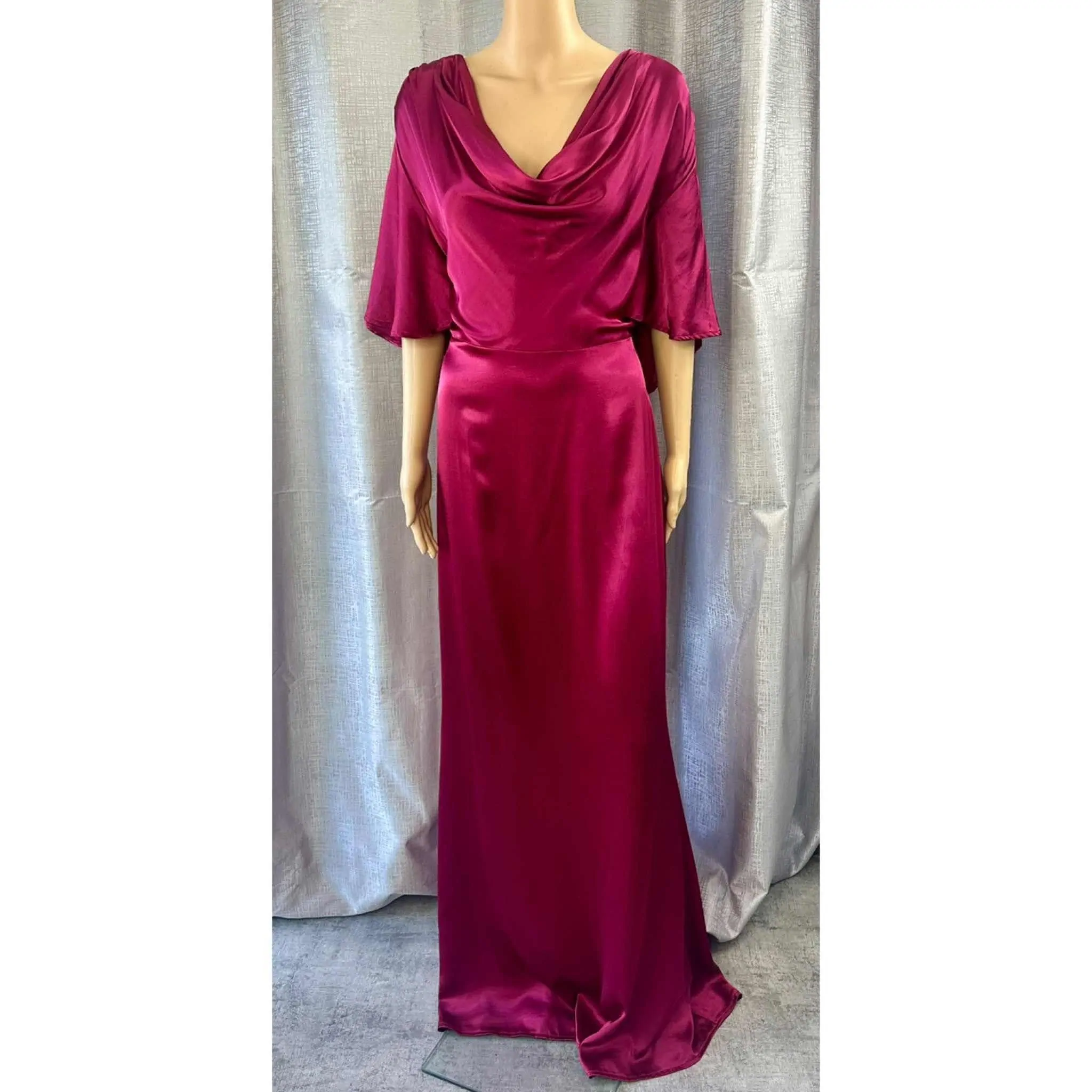 Dress hire: 500 options for weddings, parties, and events
makeup artist Auckland.  Hair styling, Dress Hire and makeup